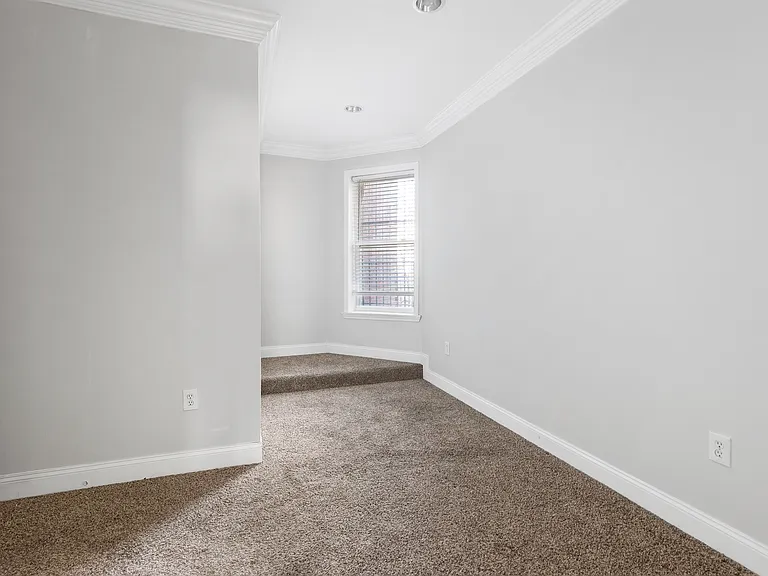 219 P St NW #1 — Photo 17