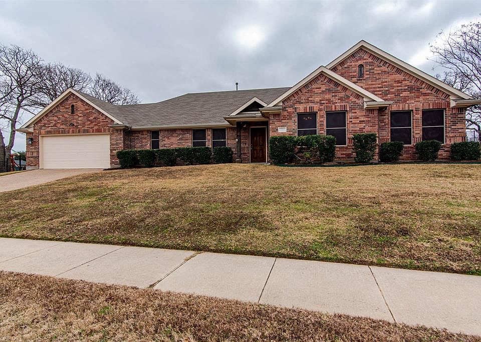 1st image of 1510 Pine Hills Ln