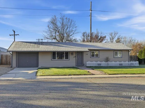 712 Harmon Way, Middleton, ID 83644
