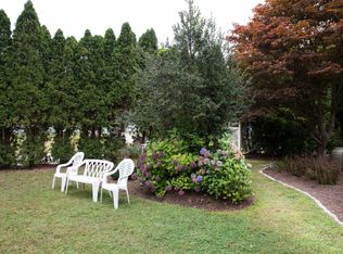 174 S Pier Rd, Narragansett, RI 02882