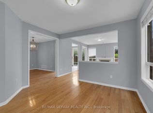 16 Raccoon St, Brampton, ON L6S6L8
