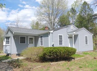 511 E State St, Granby, MA 01033