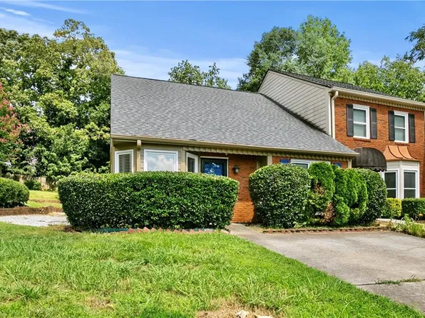 1140 Magnolia Way SE, Smyrna, GA 30082