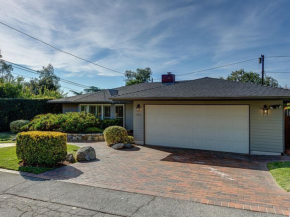 2nd image of 1240 Sagemont Pl