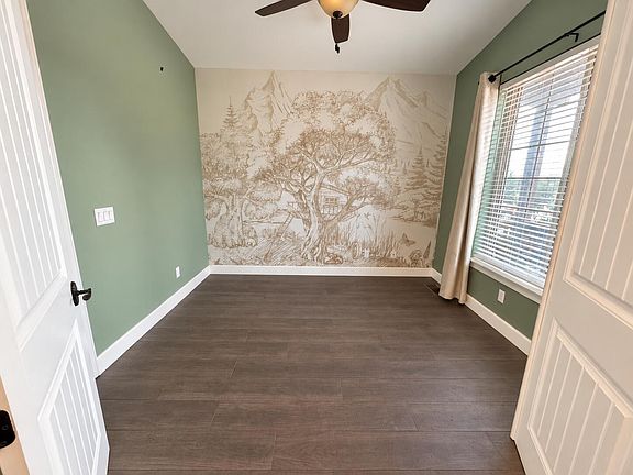 3rd image of 304 S Ryan Dr