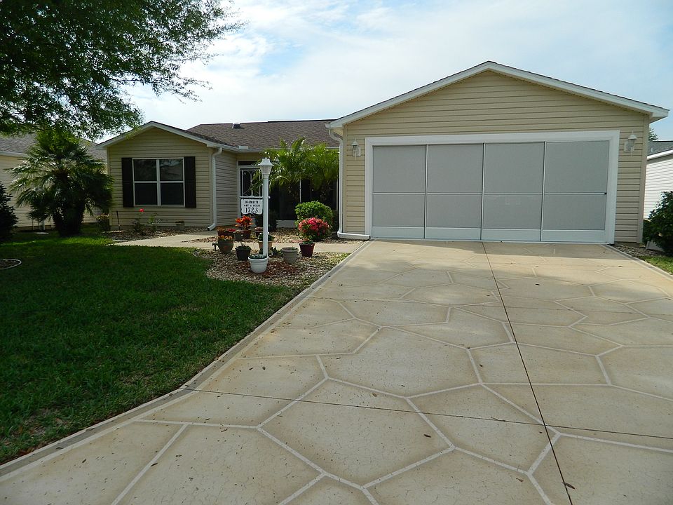 1st image of 1723 Lakewood Dr