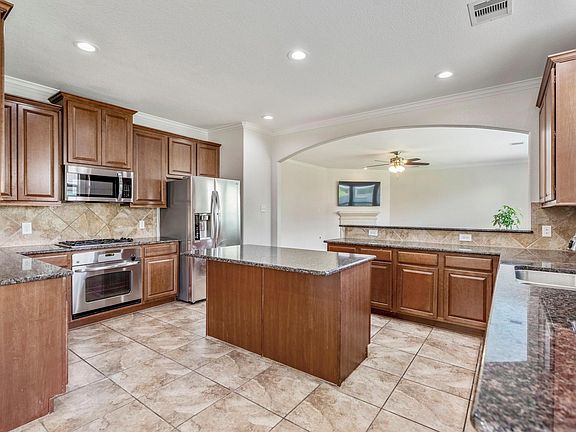 3rd image of 12107 Cove Ridge Ln