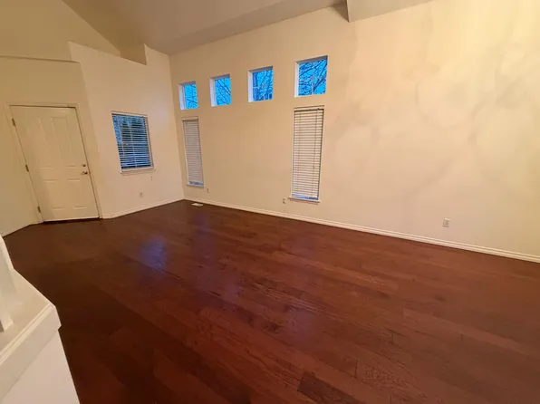 591 239th Ave SE, Sammamish, WA 98074