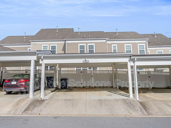 2nd image of 731 Westcott Ln