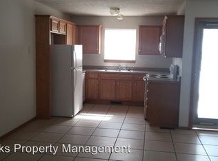 4331 W La Siesta St, Springfield, MO 65802