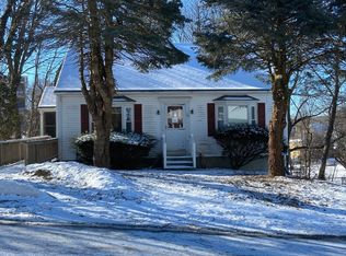 20 Cody St, Webster, MA 01570