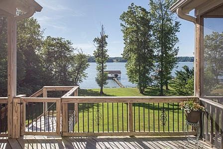2nd image of 127 River Side Dr