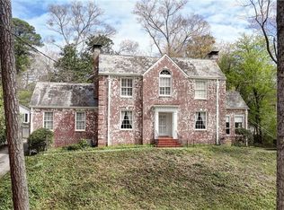 3031 W Pine Valley Rd NW, Atlanta, GA 30305