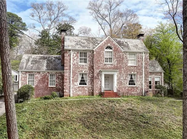 3031 W Pine Valley Rd NW, Atlanta, GA 30305