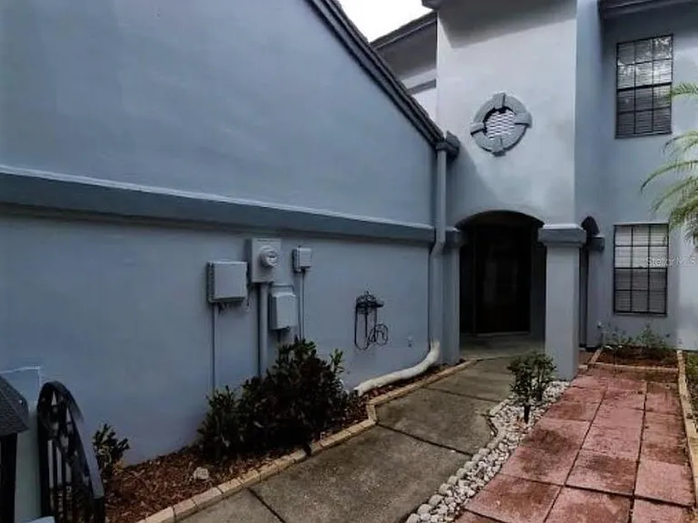 4141 Brentwood Park Cir — Photo 4