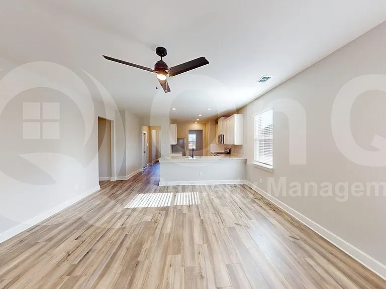 1913 McKee Ct — Photo 11