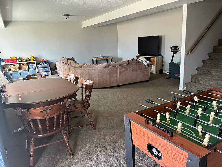 Hillshire Dr — Photo 19