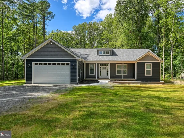 879 Daniel Rd, Louisa, VA 23093