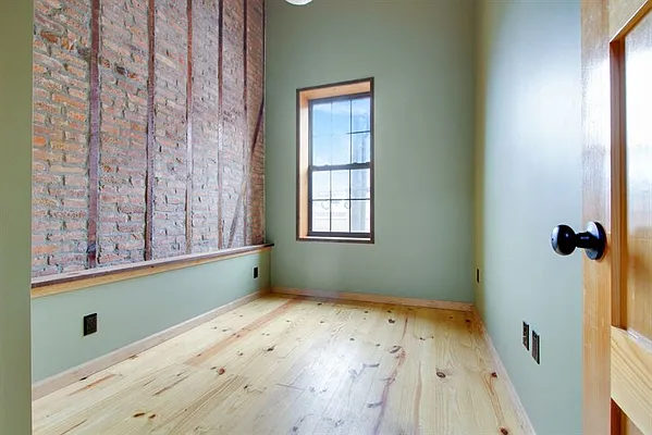 Rented by LG Fairmont Group | media 38