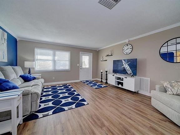 3rd image of 14127 88th Ave