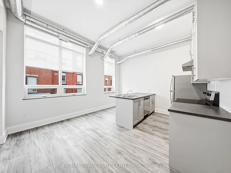 11 Queen St #205 — Photo 13