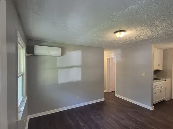 1707 Powatan St, Fayetteville, NC