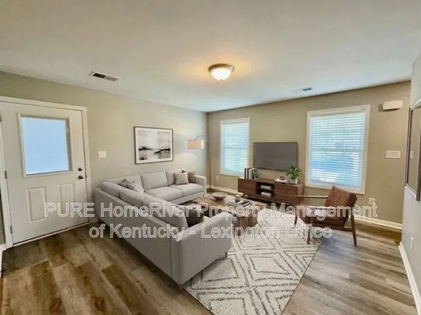 2014 Dolly Dr, Richmond, KY 40475