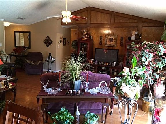 5th image of 3920 Spoonwood Ln