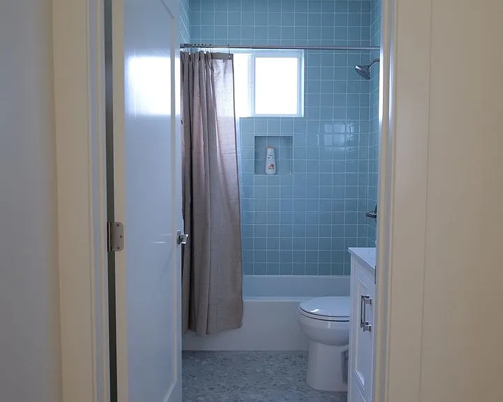 10916 Arleta Ave — Photo 15