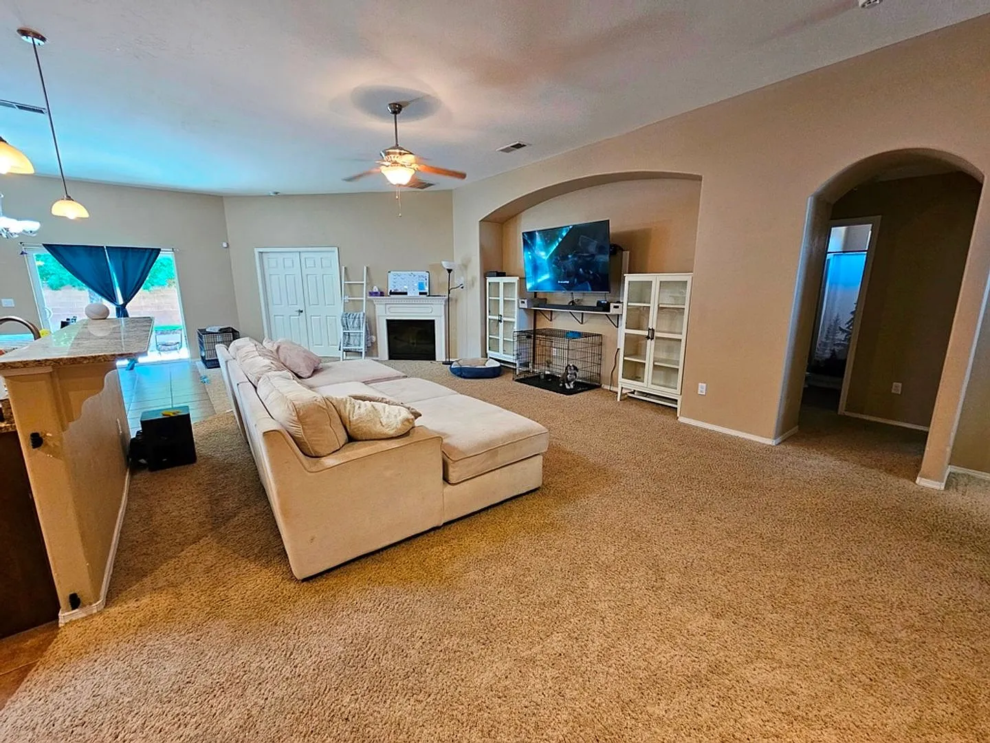 Spacious Golf Course Area Home with 4 Bedrooms & 2 Baths — Photo 3
