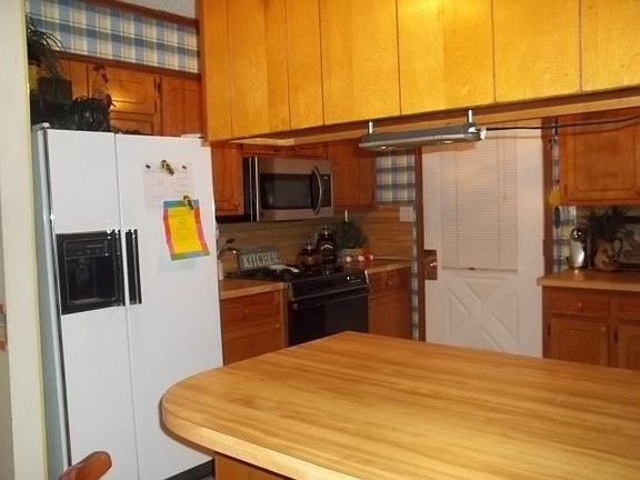 2nd image of 6501 Little Dove Dr