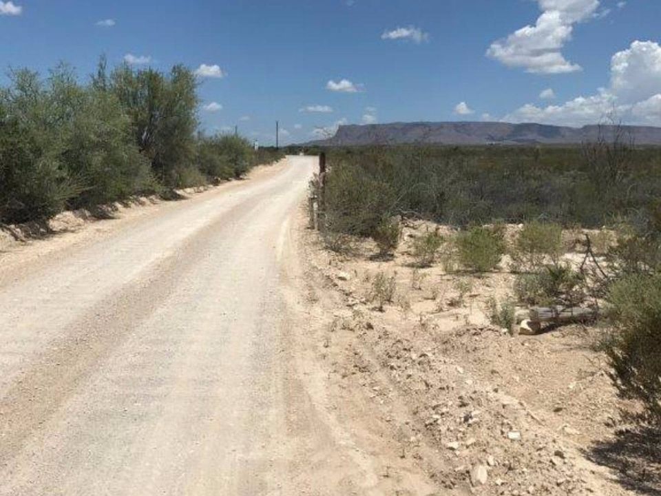 1st image of HWY 118 Hwy #10
