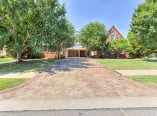 1009 Wb Meyer Pkwy, Edmond, OK 73025