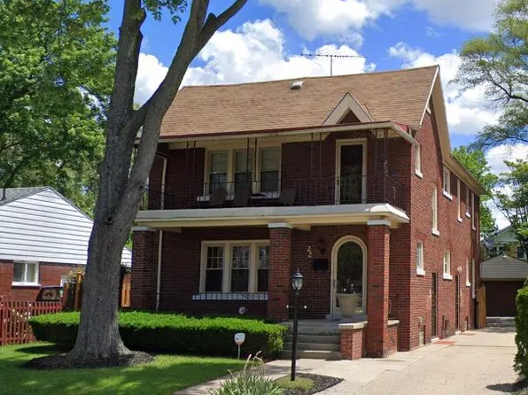 22 Waldo St, Pontiac, MI 48341