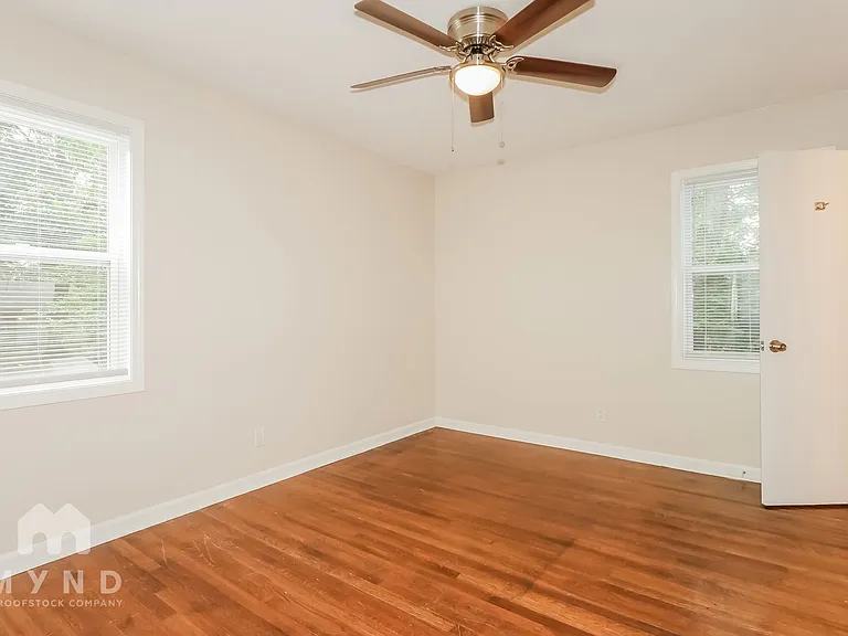 8206 Whitehead Dr — Photo 12