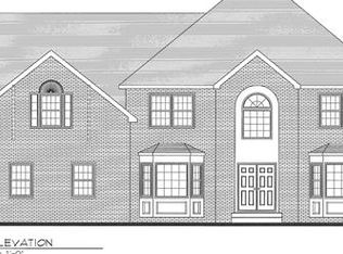 2 Harding Ave, Edison, NJ 08820