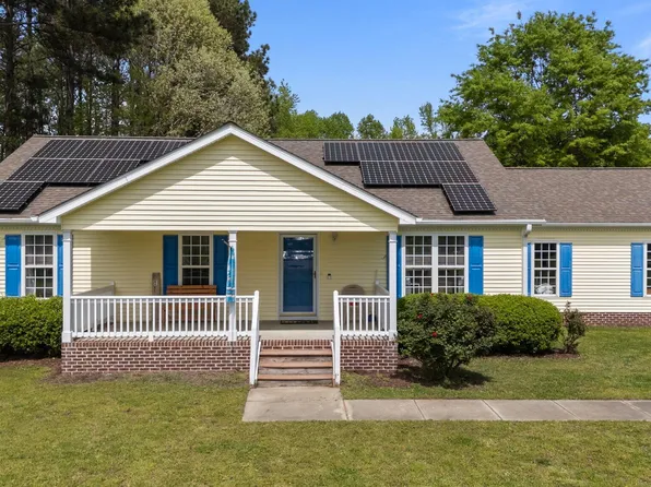 10 Gray Bass Ct, Zebulon, NC 27597