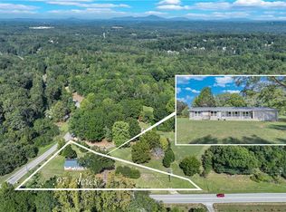 4276 Price Rd, Gainesville, GA 30506