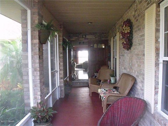4th image of 1369 N Timbercrest Dr