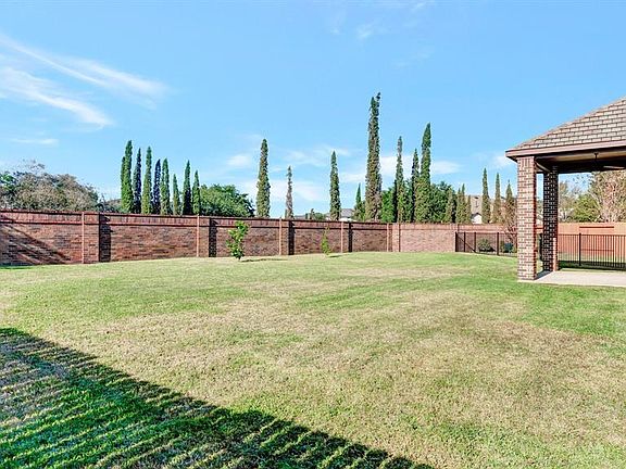 4th image of 2809 Veneto Ct