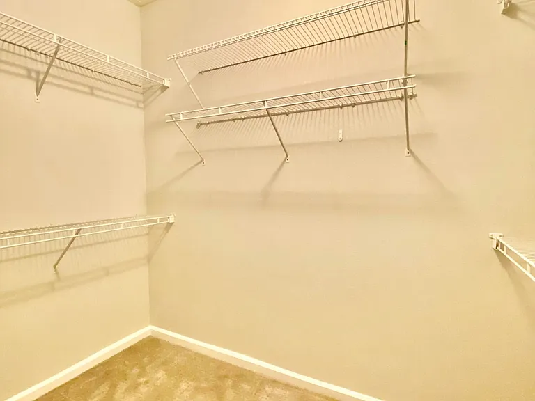 5820 Parkstone Crossing Dr — Photo 6