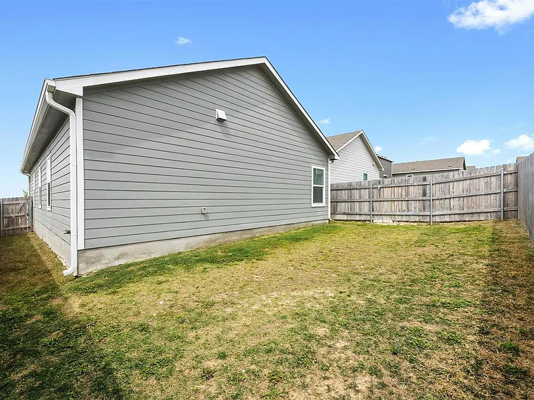 221 Barbary Coast Ln — Photo 28