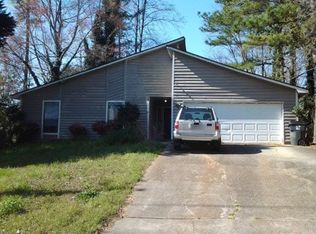 5175 Paisley Ct NW, Lilburn, GA 30047