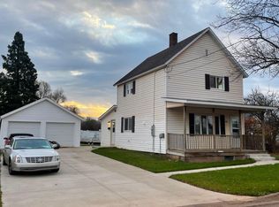 426 Washington St, Ishpeming, MI 49849