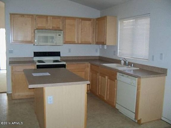 2nd image of 10681 W Willow Ln
