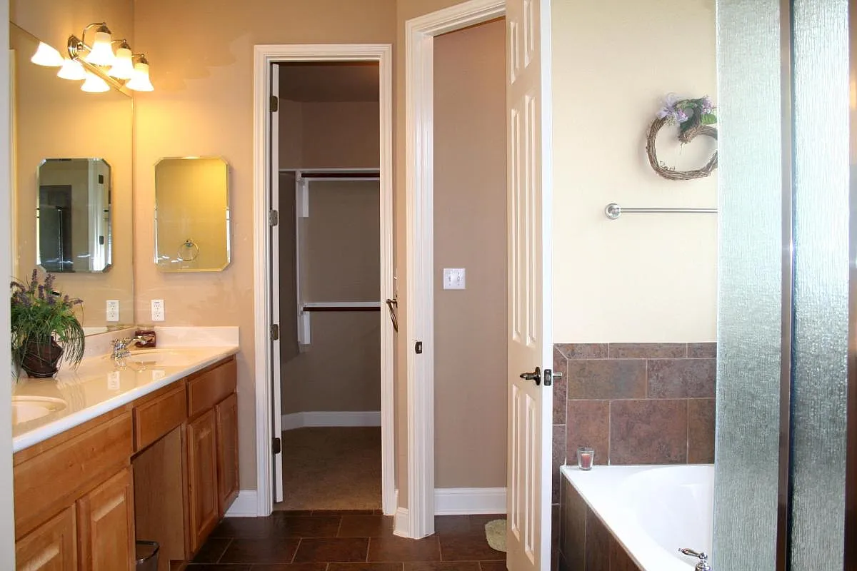 614 Deckhouse Drive — Photo 4