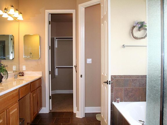 Private bath in mother-in-law quarters bedroom