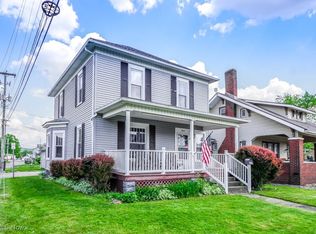 369 4th St NW, New Philadelphia, OH 44663