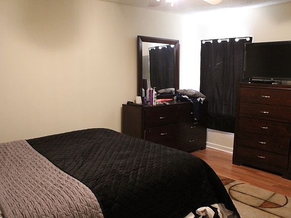 5th image of 521 Avenue K
