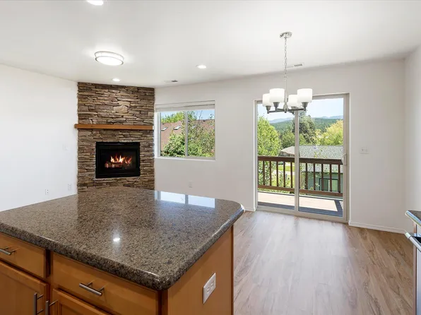 105 O'Brien Ter Unit B, Bigfork, MT 59911